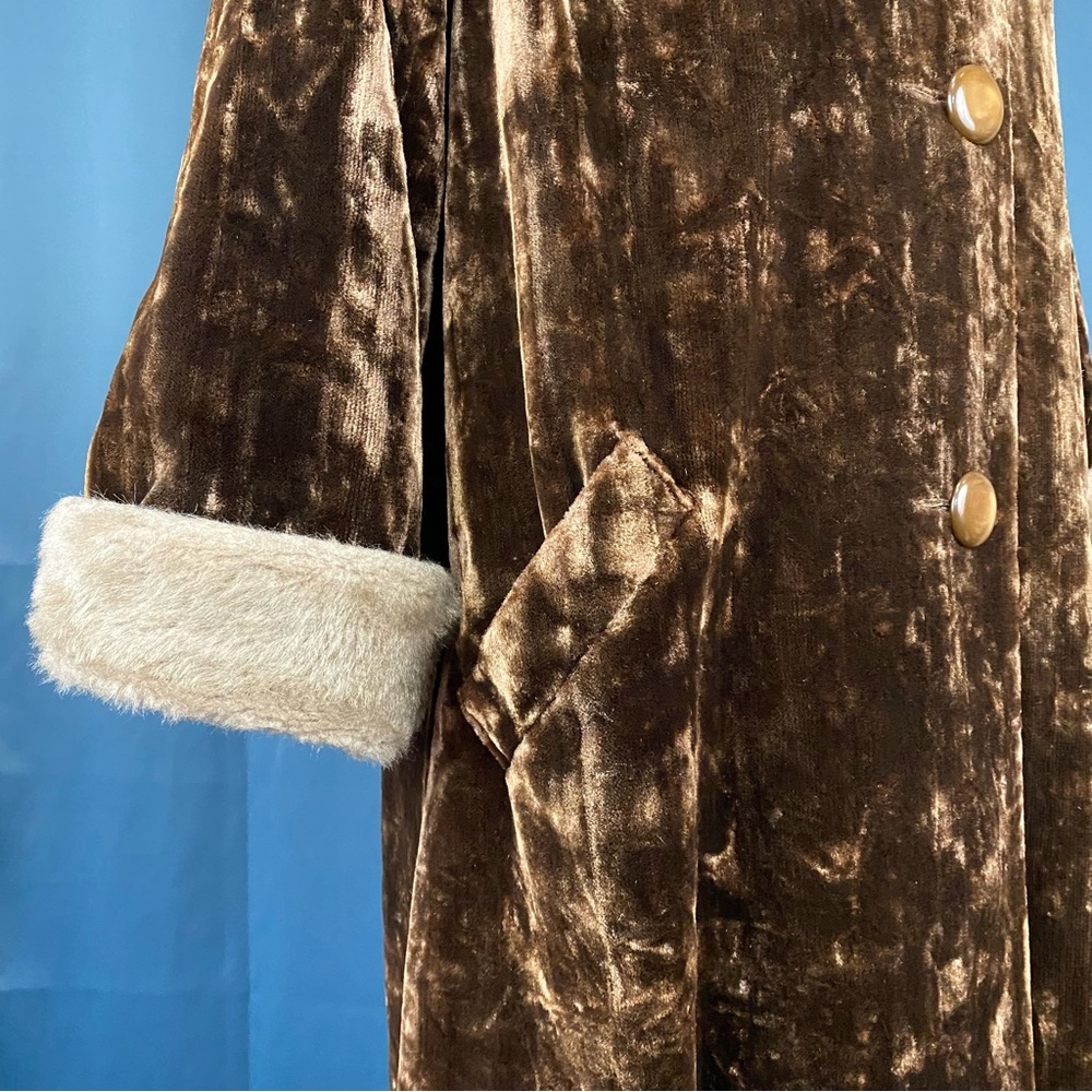 Vintage 60s Crushed Velvet Peacoat - Picture 11 of 12